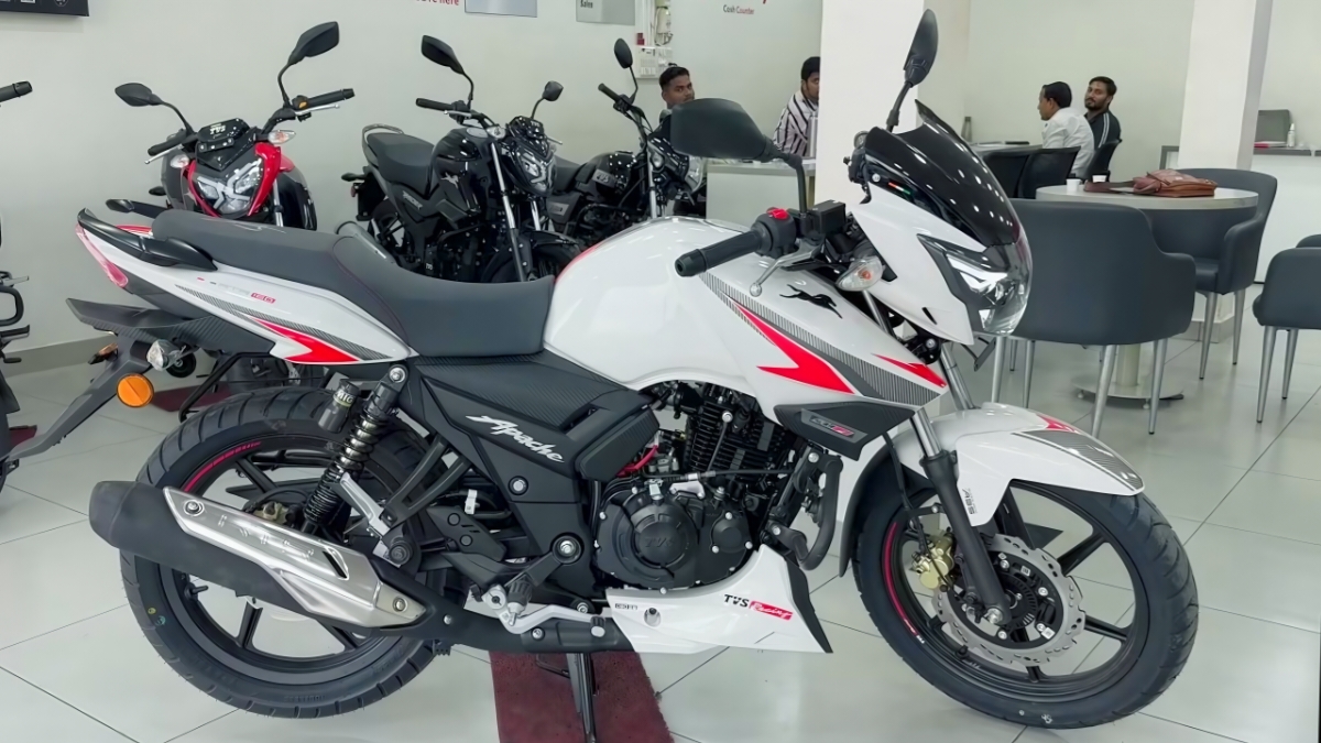 Apache RTR 160 4V